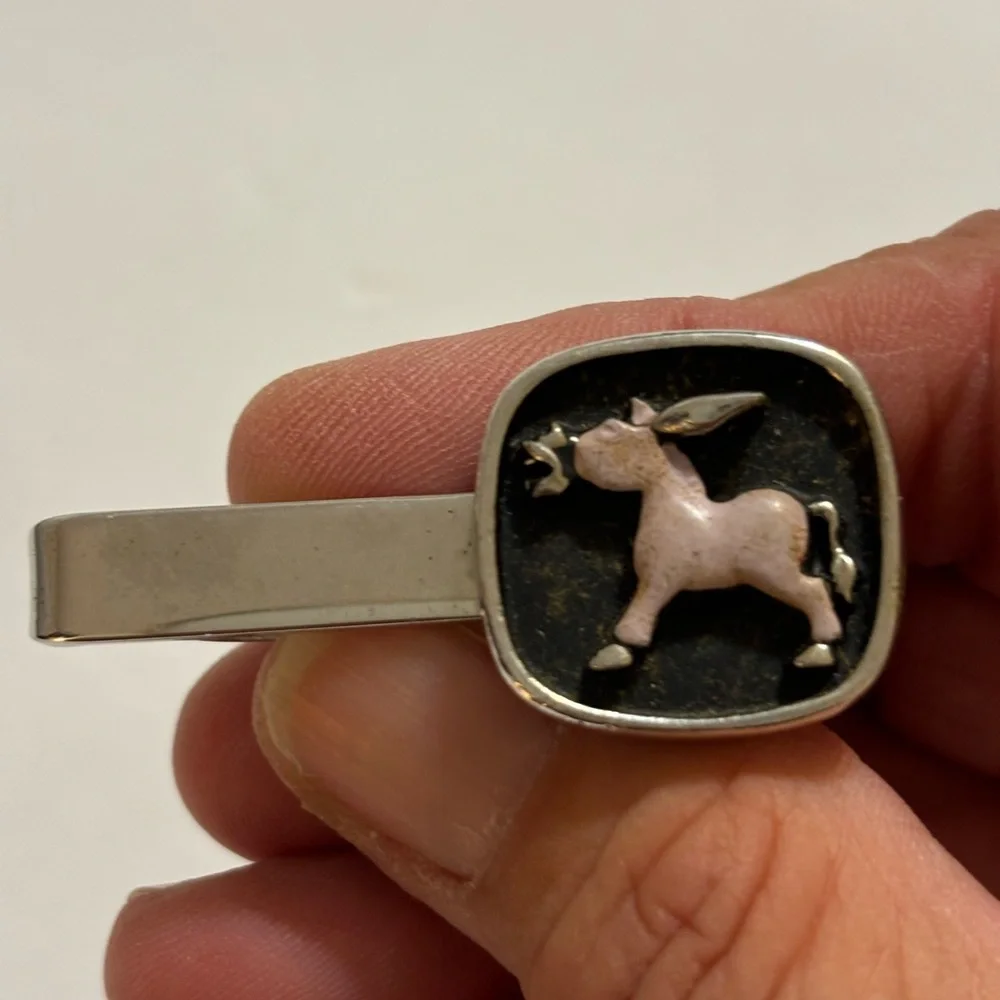 Vintage Hickok Pink Enamel Donkey Silver Tone Cuff Links Tie Bar Clip Set